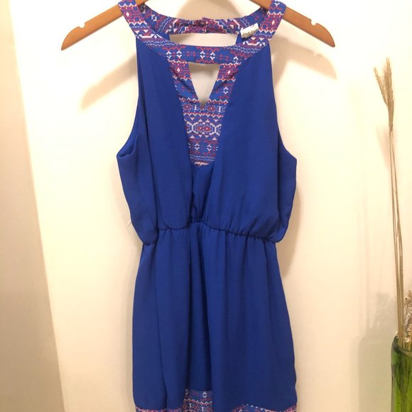Dress - Picture 1 of 2